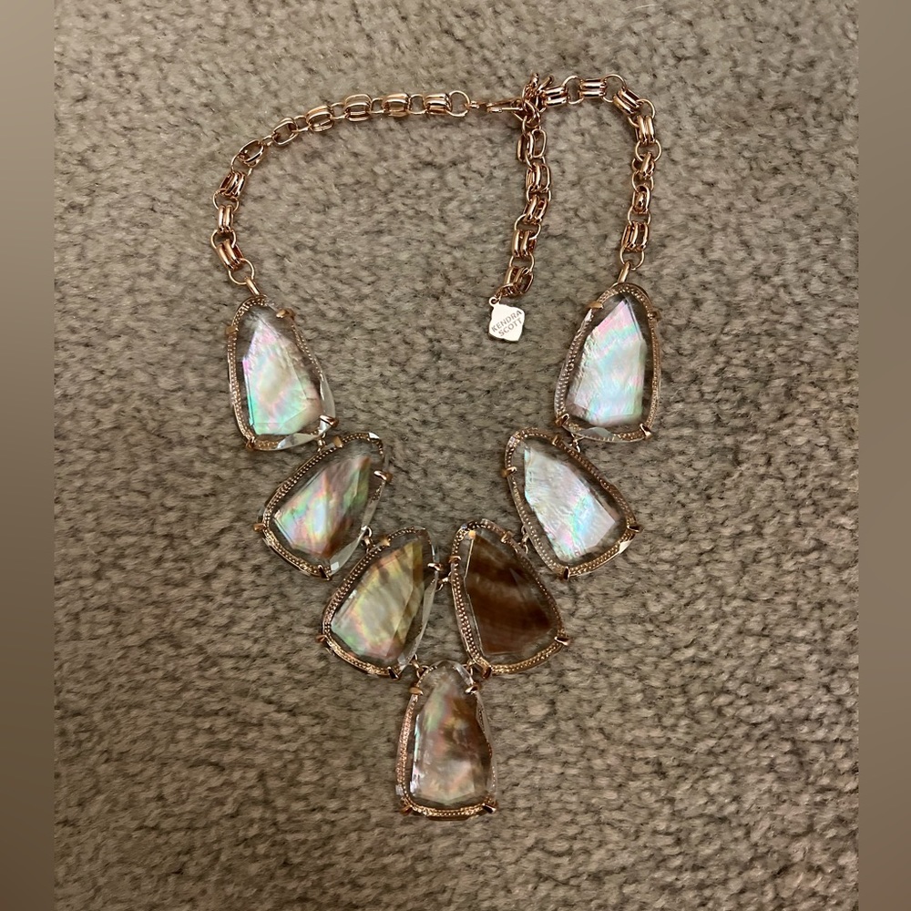 Kendra Scott Harlow rose gold necklace
